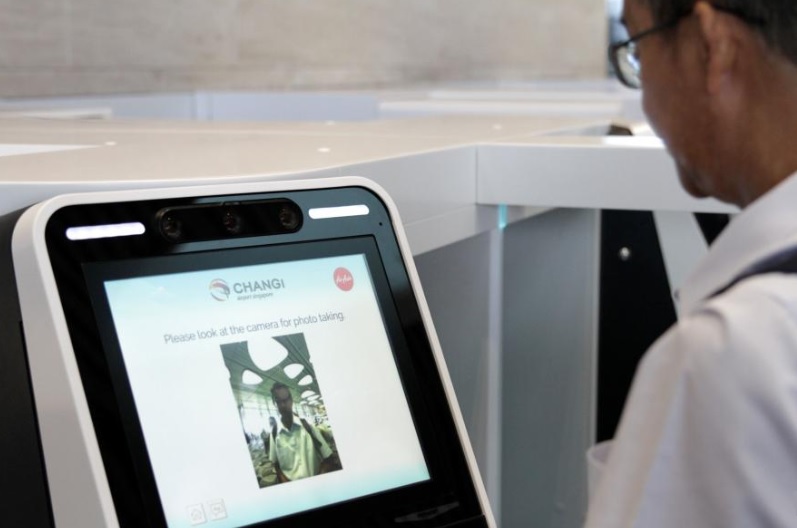 Технология распознавания лиц будет использоваться в аэропорту Сингапура 