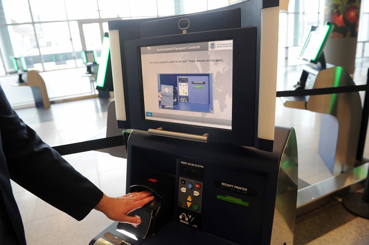 Vancouver Airport Authority получил награду за пограничные киоски самообслуживания