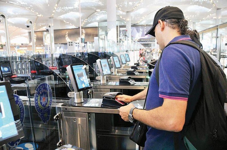 Аэропорт Стамбула тестирует автоматизированный паспортный контроль