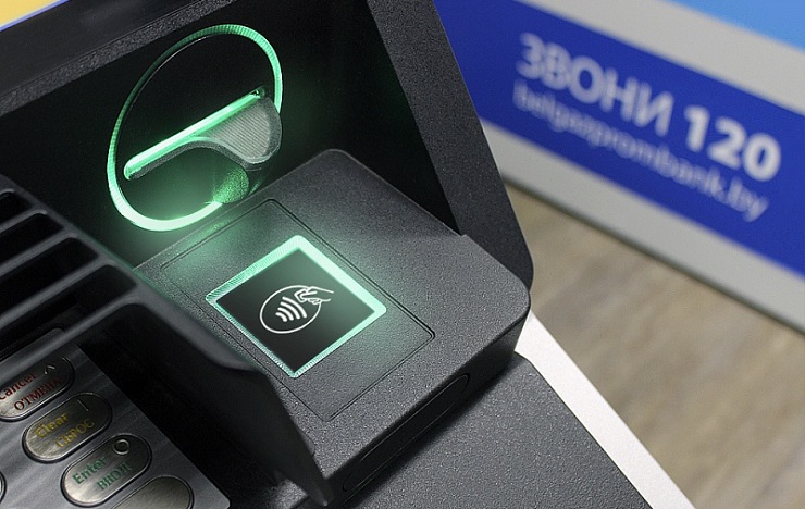 Белгазпромбанк оснащает свои банкоматы бесконтактной технологией NFC