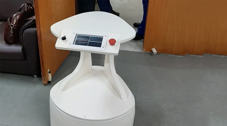 Робот Kerala поможет медикам в борьбе с коронавирусом 