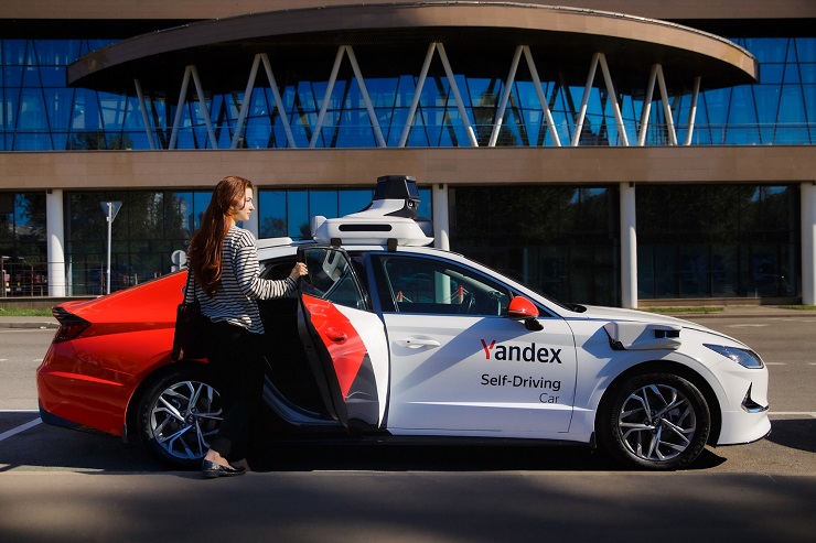 Яндекс начнет тестирование беспилотного такси в Ясенево