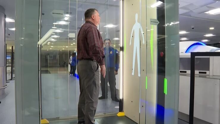В аэропорту Лас-Вегаса тестируют автоматизированные линии досмотра пассажиров