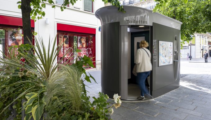 В Париже установят автоматизированные туалеты нового поколения
