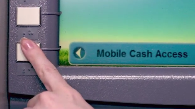 Снять деньги в банкомате можно при помощи смартфона с Bluetooth