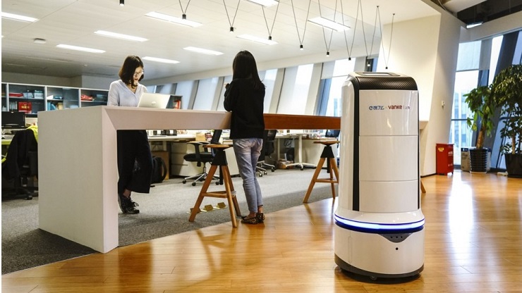 В Китае роботы-курьеры скоро будут доставлять еду в офисы