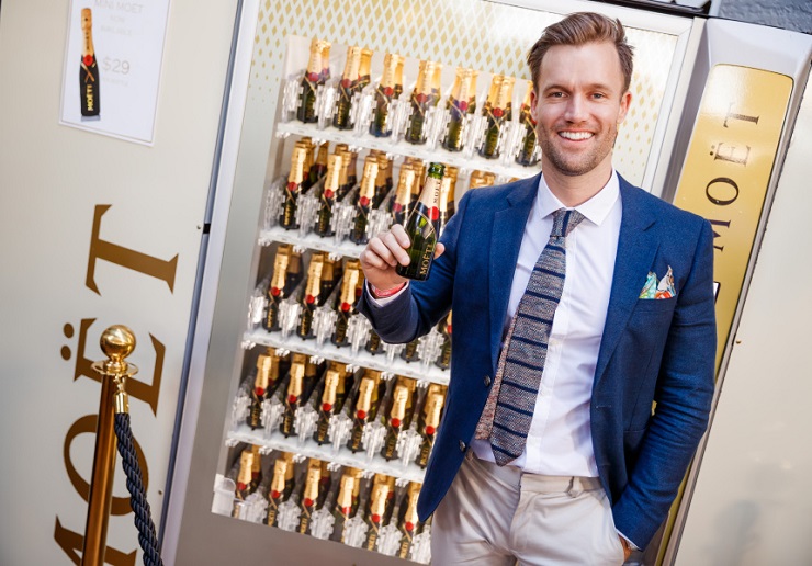 Вендинг автомат с шампанским Moët добрался до Австралии
