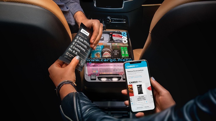 Uber может начать устанавливать мини вендинг автоматы в такси Нью-Йорка 