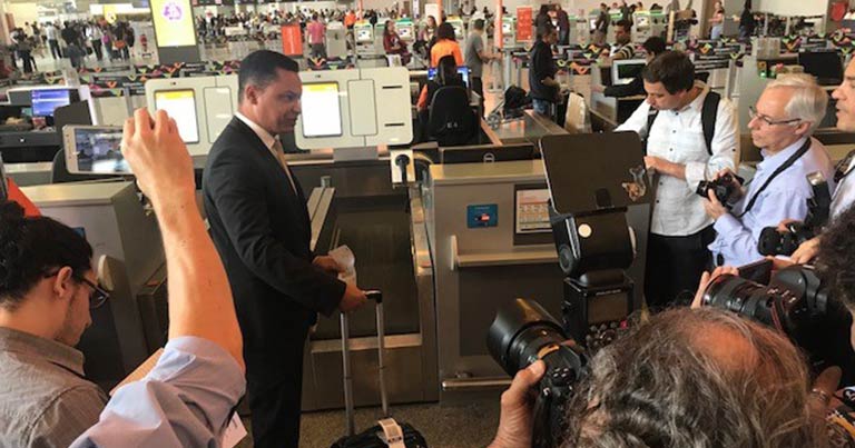 В двух бразильских аэропортах внедряют автоматизированные системы сдачи багажа 
