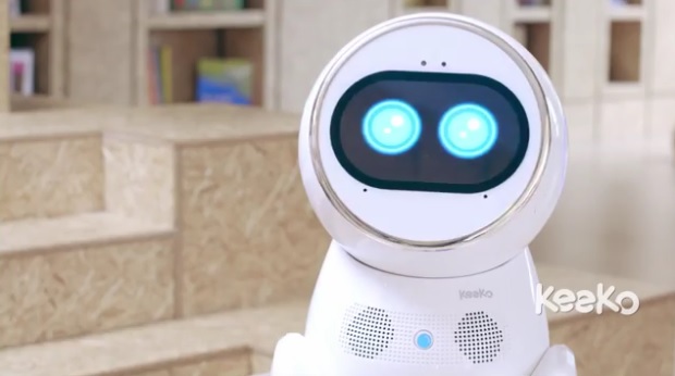 Детсады Китая используют роботов-воспитателей