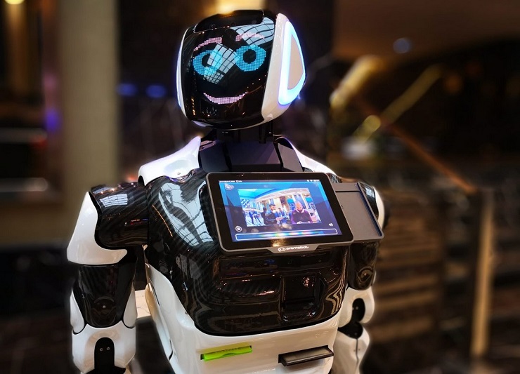 Сервисные роботы Promobot научились распознавать эмоции 