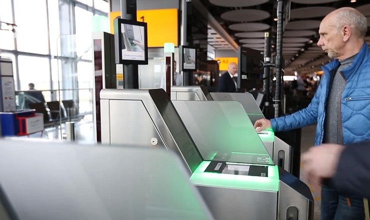 Аэропорт Хитроу обещает пассажирам биометрическую революцию уже следующим летом