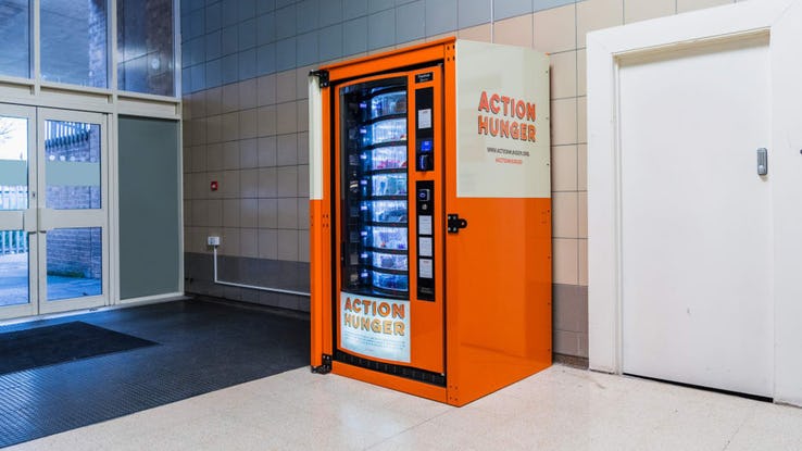Вендинг автомат для бездомных Action Hunger установили в США 