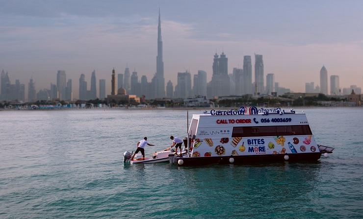 Carrefour запускает в Дубае первый плавучий супермаркет Aqua Pod