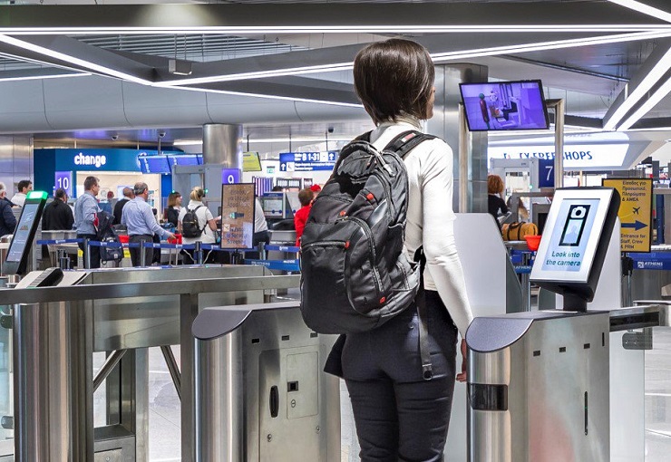 Аэропорт Афин переходит на биометрические системы самообслуживания 