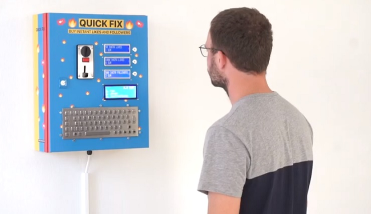 Торговый автомат Quick Fix продает лайки и подписчиков соцсетей