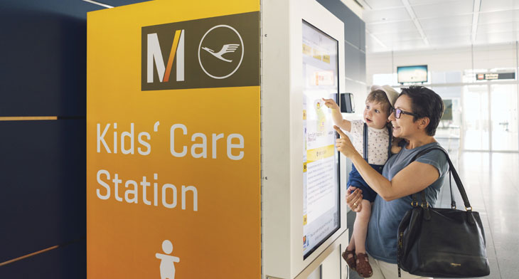 Вендинг автоматы с детскими товарами установили в аэропорту Мюнхена 