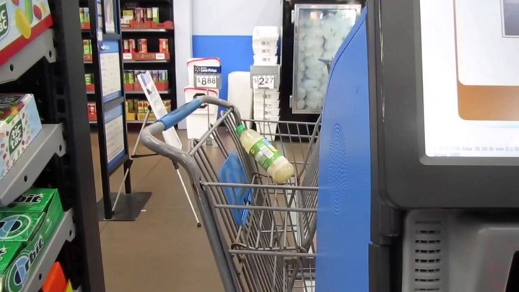 Walmart использует AI камеры для отслеживания краж в кассах самообслуживания 