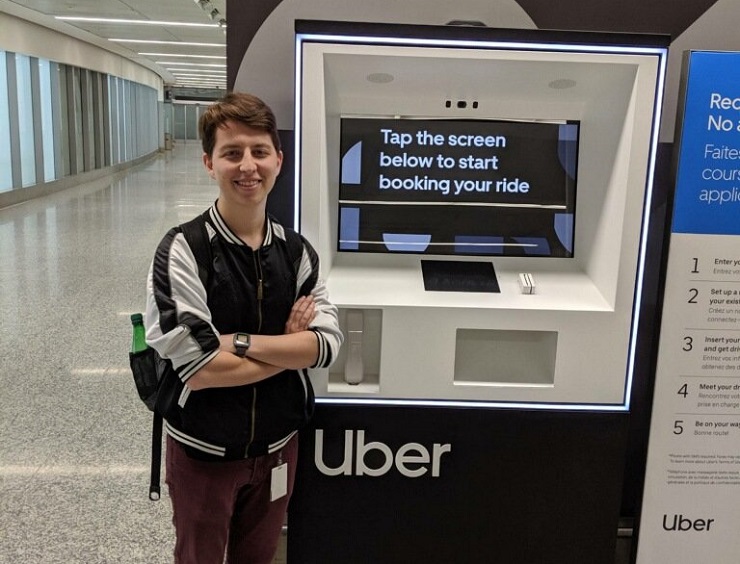 Uber запускает интерактивные киоски в аэропорту Торонто
