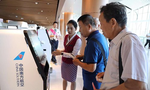 China Southern Airlines тестирует системы самообслуживания в новом аэропорту Пекина