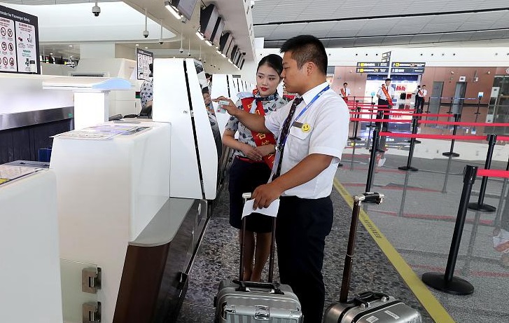 Новый Пекинский аэропорт Дасин получил 400 киосков саморегистрации