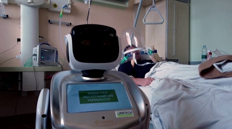 Бороться с коронавирусом в Италии помогают роботы 