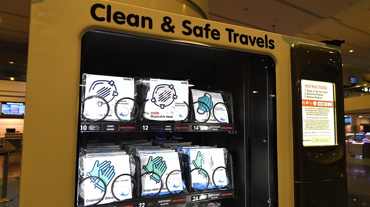 Торговые автоматы по продаже масок установили в аэропорту Лас-Вегаса