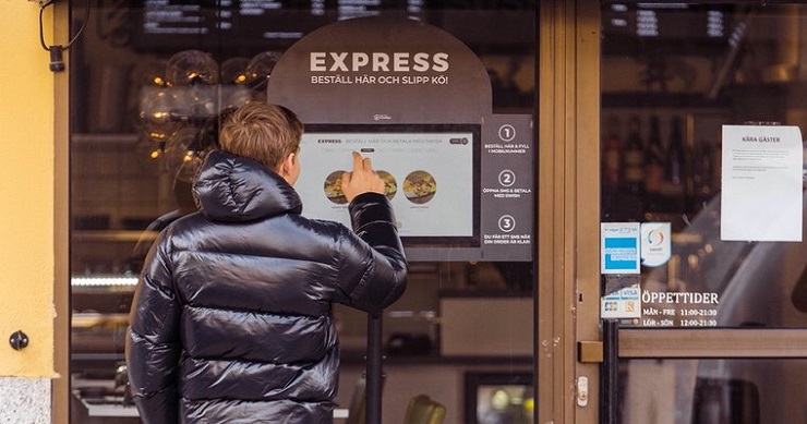 Шведский ресторан Sushishop внедрил интерактивное решение для социального дистанцирования