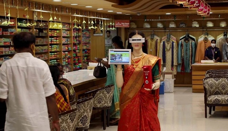 Робот Zafira проверит температуру и наличие масок у посетителей магазинов