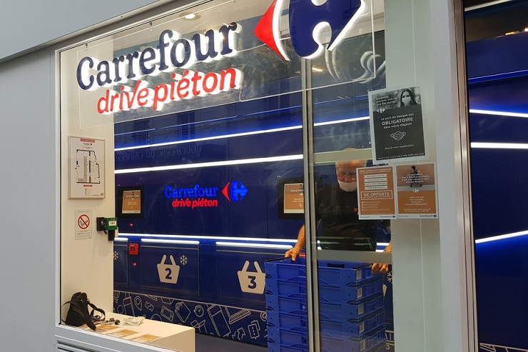 Carrefour тестирует автоматизированный пункт выдачи заказов