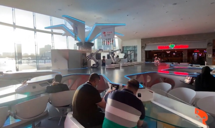 В Дубае открылось полностью роботизированное кафе