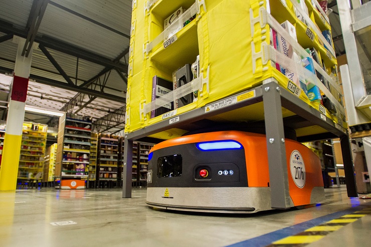 Amazon скрывает рост травматизма на своих роботизированных складах