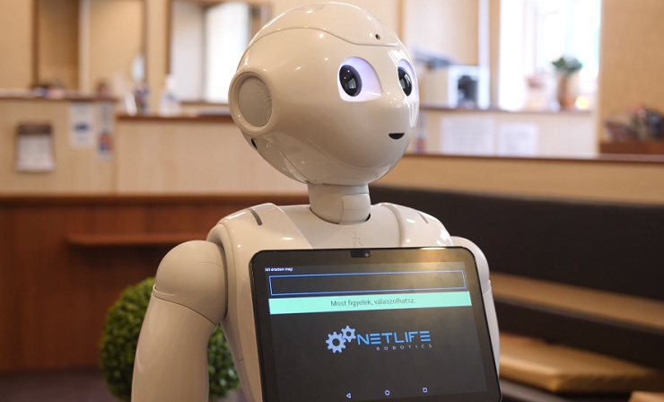 Робот Pepper устроился на работу в одну из клиник Будапешта