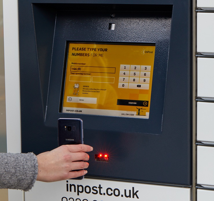 В Великобритании сеть постаматов InPost переходит на электронные чеки
