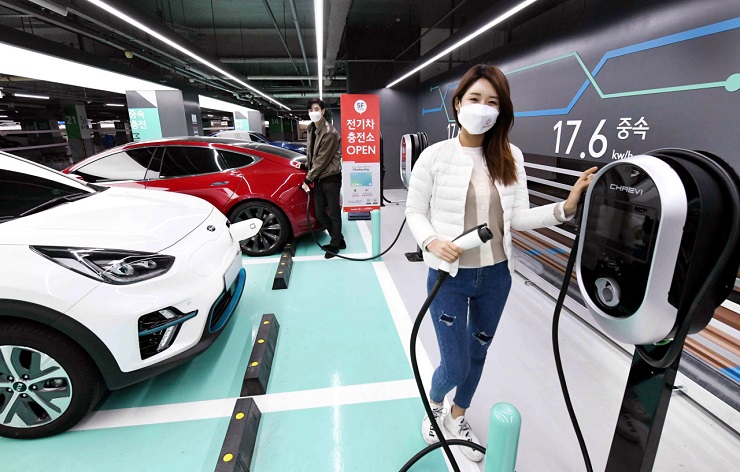 Южная Корея в 2021 году внедрит 3000 зарядных станций для электромобилей