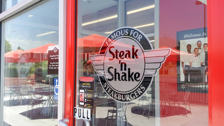 Сеть бургерных Steak'n Shake перейдет на киоски самообслуживания