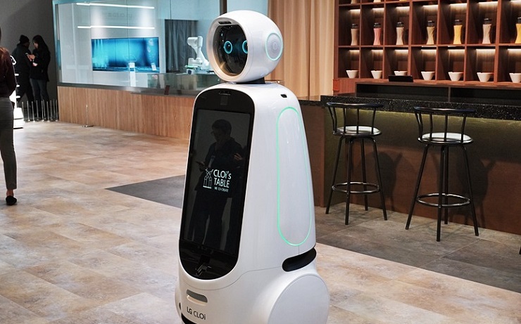 LG Electronics ищет лучший клиентский опыт в роботизации
