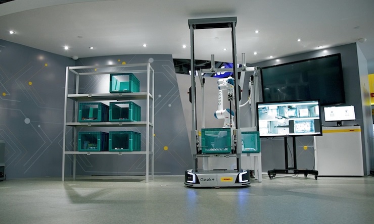 Geek + и DHL демонстрируют будущее складской робототехники 