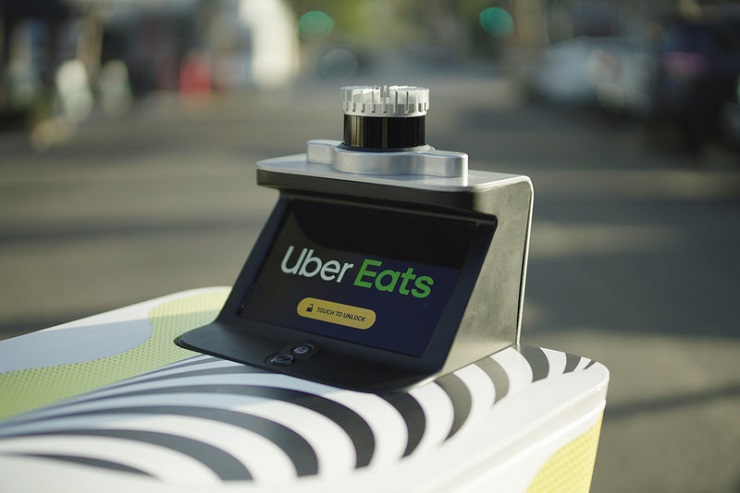 Serve Robotics поставит роботов курьеров сервису Uber Eats