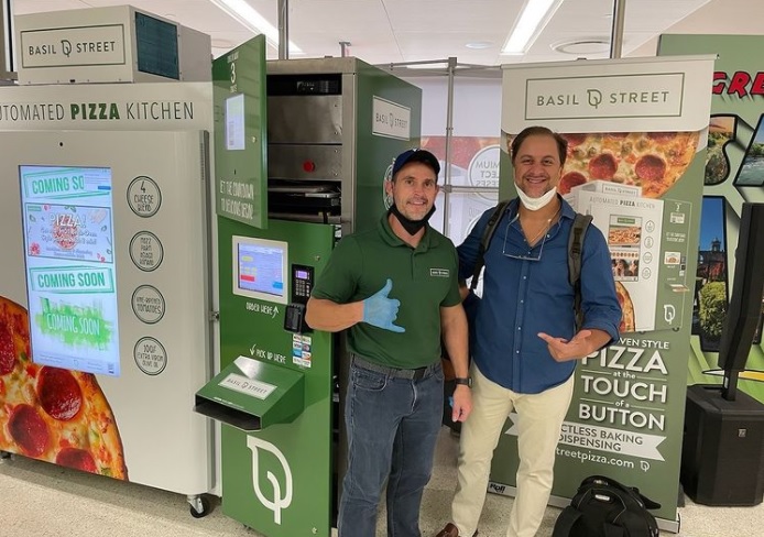 Basil Street установит пиццематы в аэропорту Сан-Антонио