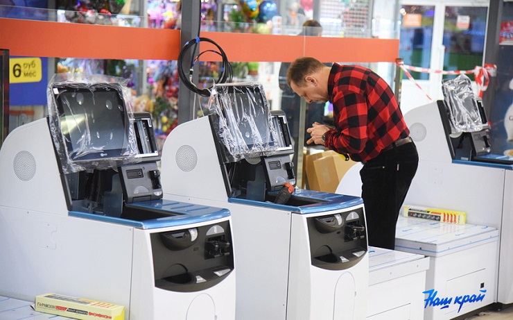 Гипермаркет «Корона» в Барановичах внедряет кассы самообслуживания