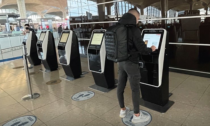 Биометрические киоски саморегистрации тестируют в иорданском аэропорту QAIA 