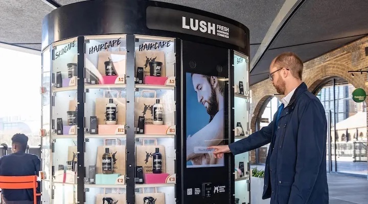 Lush запускает круглосуточный торговый автомат