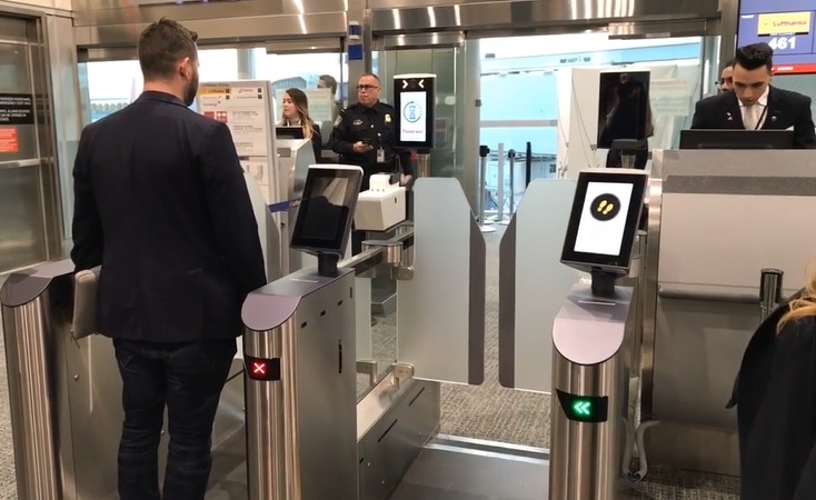 Биометрические выходы на посадку внедряют в Международном аэропорту Майми