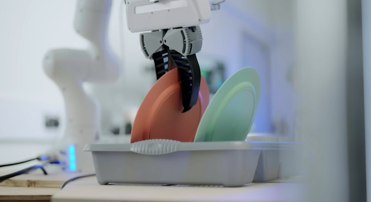Dyson разрабатывает роботов для домашних работ