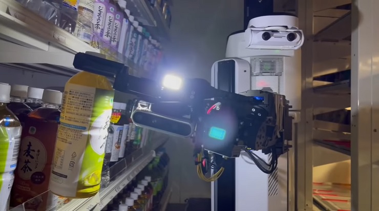 Telexistence внедрит роботов с ИИ в 300 японских магазинах FamilyMart 