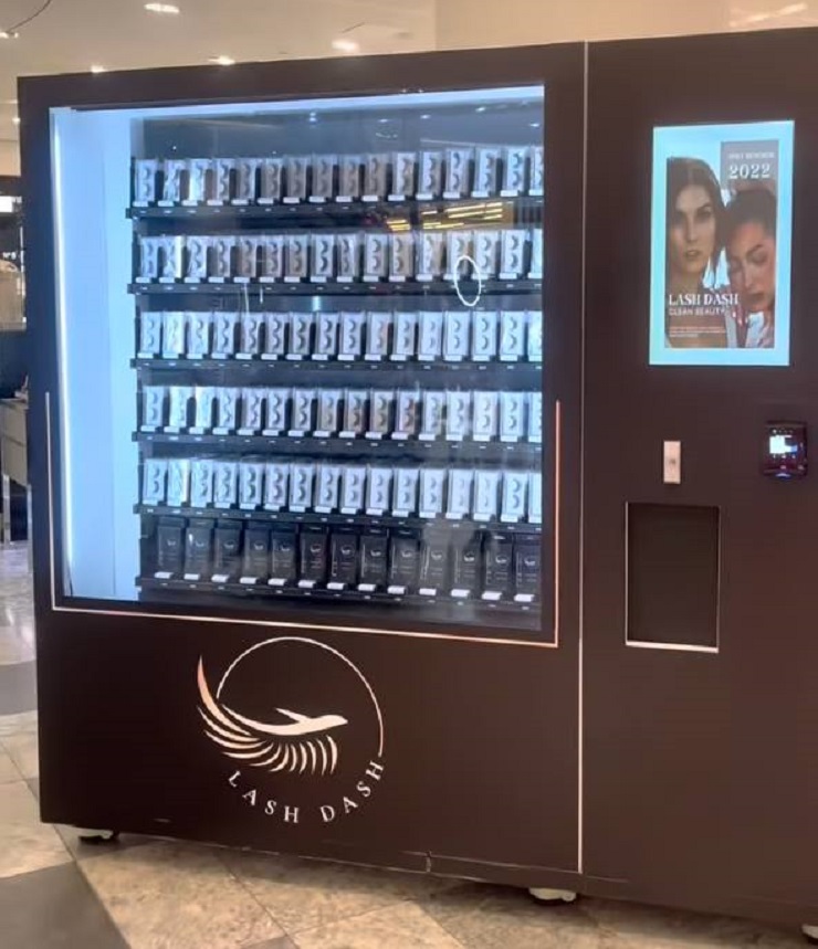 Вендинг автомат по продаже накладных ресниц появится в Ванкувере