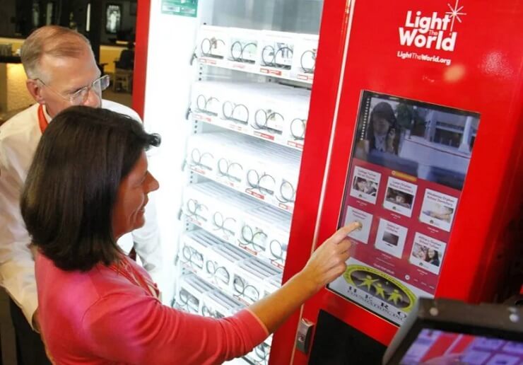 Благотворительные вендинг автоматы возвращаются на Филиппины 