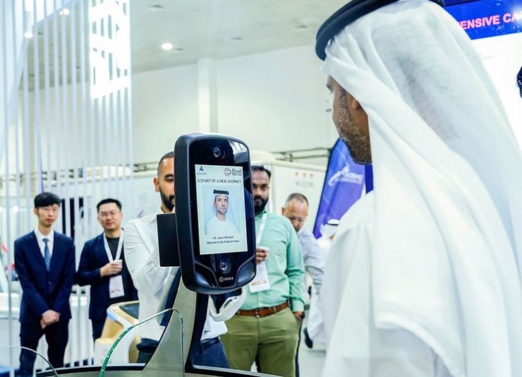 Аэропорт Абу-Даби внедряет биометрию в системах самообслуживания