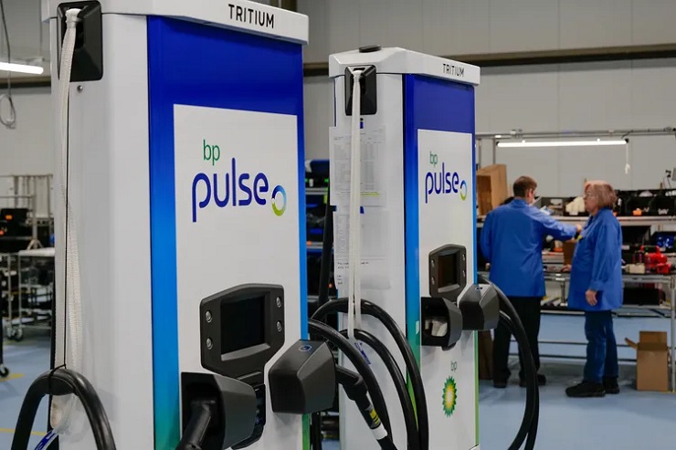BP делает заказ на зарядные станции для электромобилей у компании Tritium